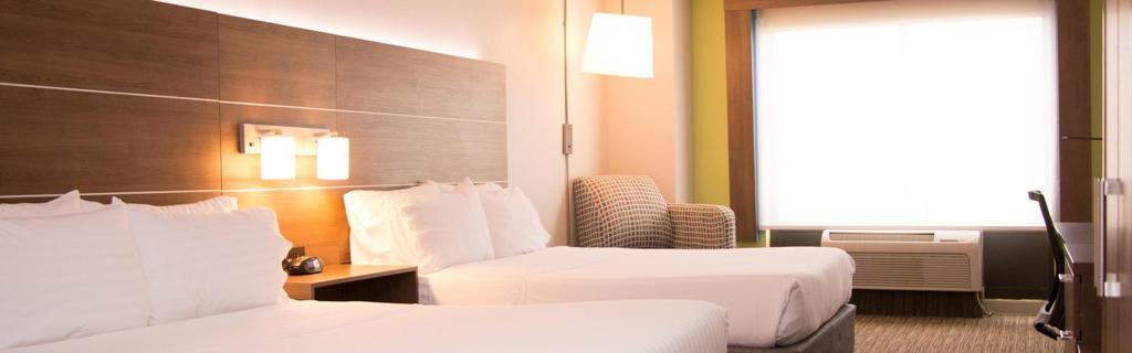 Holiday Inn Express North 泰勒 外观 照片