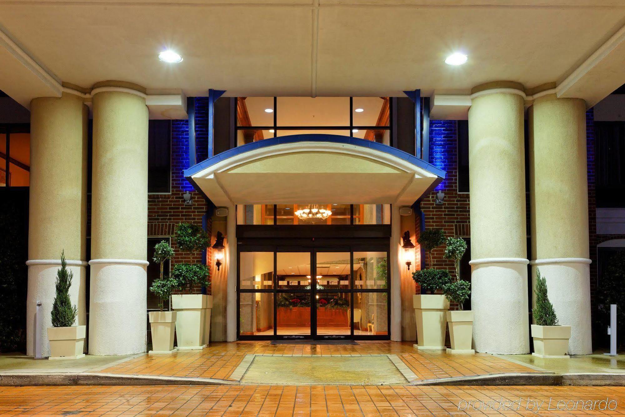 Holiday Inn Express North 泰勒 外观 照片