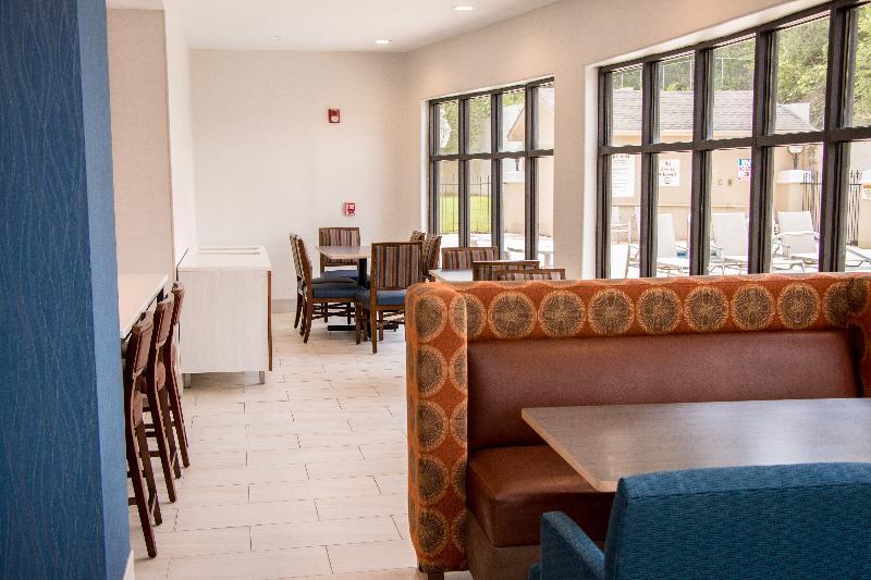 Holiday Inn Express North 泰勒 外观 照片